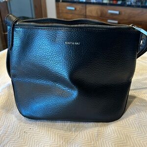 Black Matt and Nat crossbody